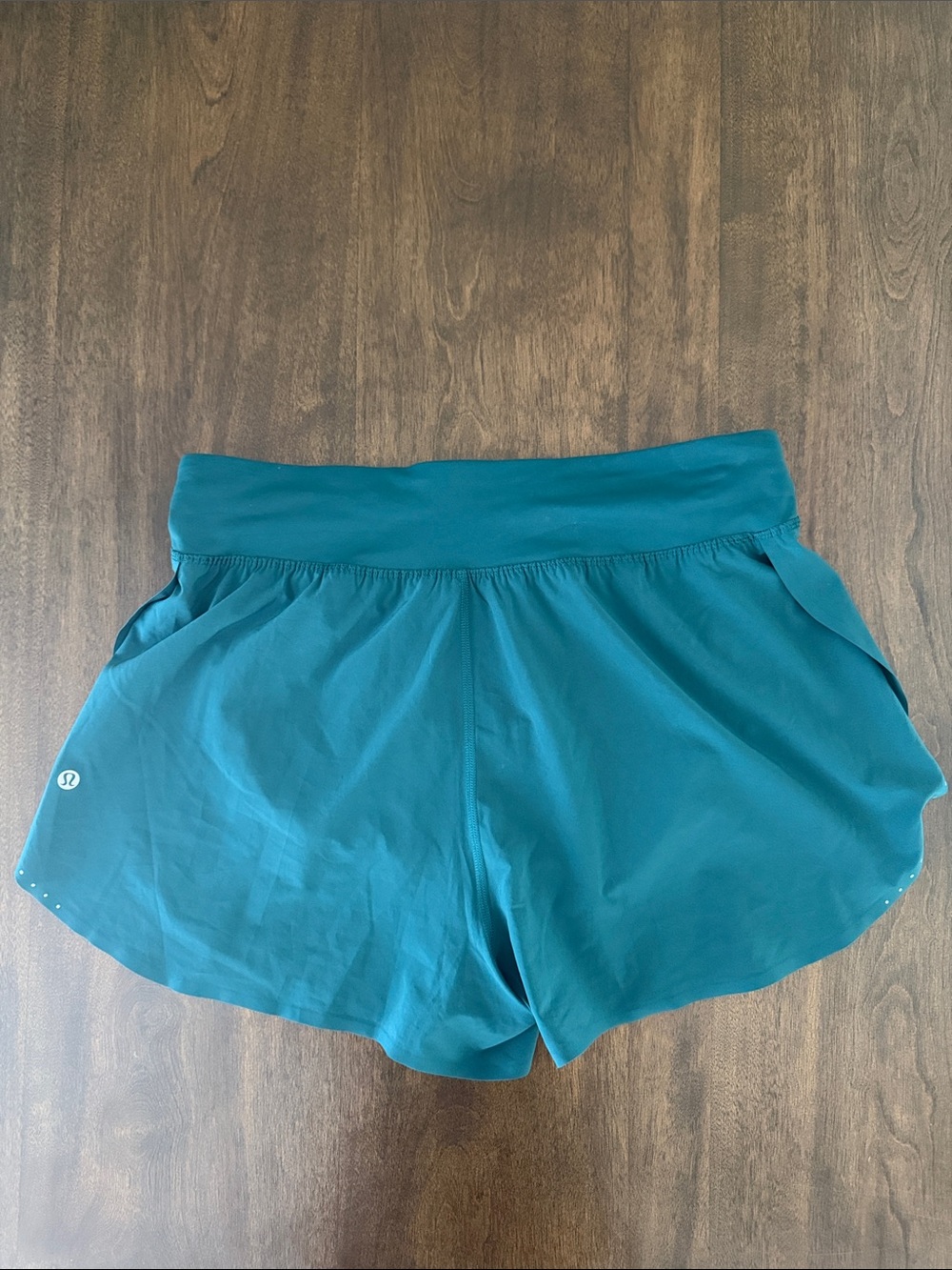 lululemon athletica Fast and Free High Rise Running Shorts Size 10 - Picture 2 of 4